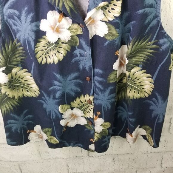 Pacific Legend Short Sleeve Hawaiian Shirt. - Picture 5 of 9